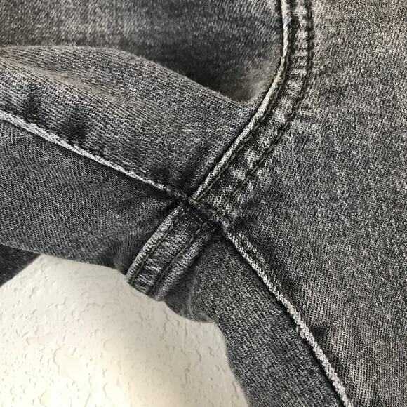 Levi's Wedgie Skinny Faded Black High Rise Button Fly Crop Denim Jeans Size 32 - Picture 6 of 14